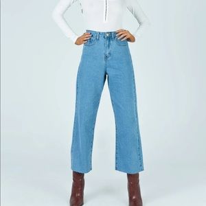 Ruby Cropped Denim Jeans Medium Wash